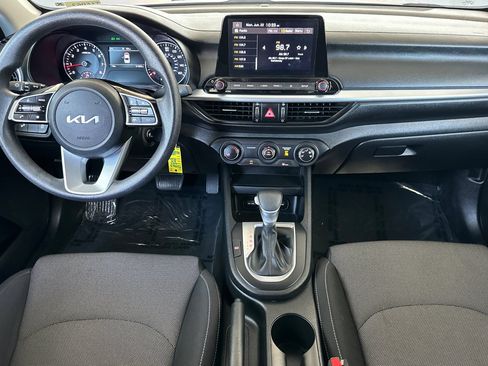 Used 2023 Kia Forte LXS w/ LXS Technology Package FWD image 15