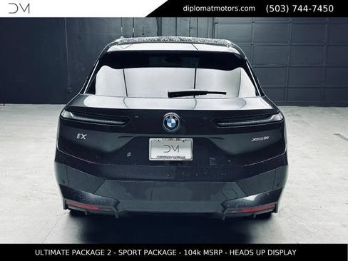 Used 2023 BMW iX xDrive50 w/ Ultimate Package 2 AWD/4WD image 6