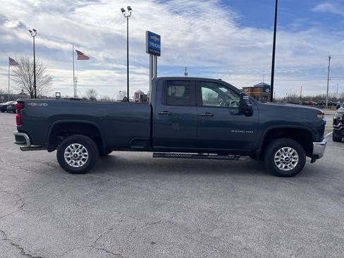 Used 2020 Chevrolet Silverado 2500 LT w/ All Star Edition image 4