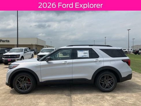New 2026 Ford Explorer ST-Line RWD image 4