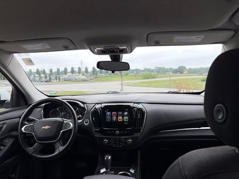 Used 2018 Chevrolet Traverse LT AWD/4WD image 36