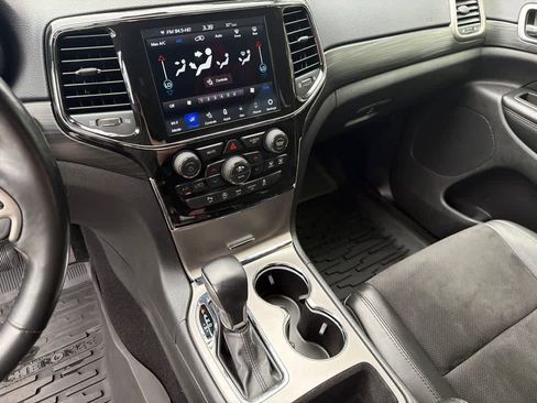 Used 2021 Jeep Grand Cherokee Laredo X RWD image 27
