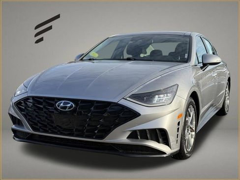 Used 2022 Hyundai Sonata SEL w/ Convenience Package image 1