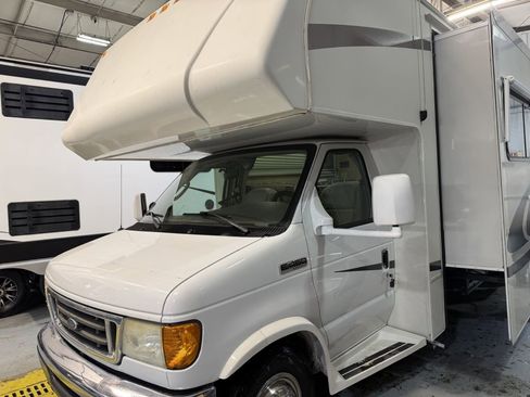 Used 2007 Ford E-450 and Econoline 450 image 6