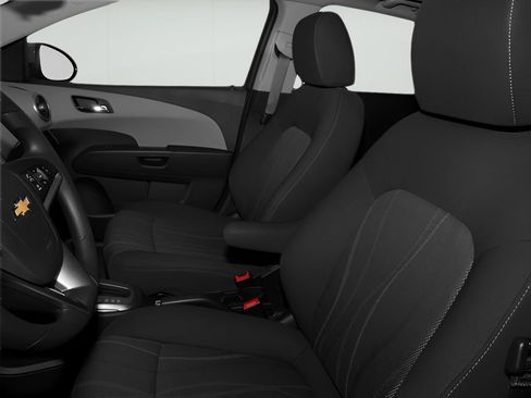 Used 2016 Chevrolet Sonic LT FWD image 39