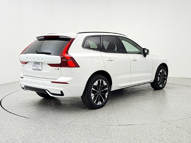 New 2026 Volvo XC60 B5 Plus w/ Protection Package Premier AWD/4WD image 5