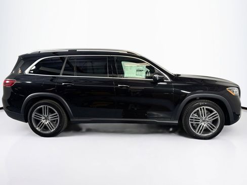 New 2026 Mercedes-Benz GLS 450 4MATIC image 4
