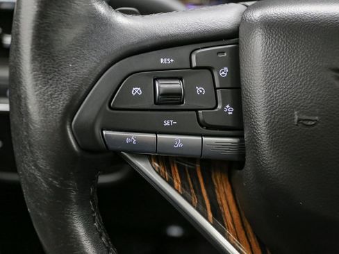 Used 2021 Cadillac Escalade Premium Luxury w/ Performance Package image 43