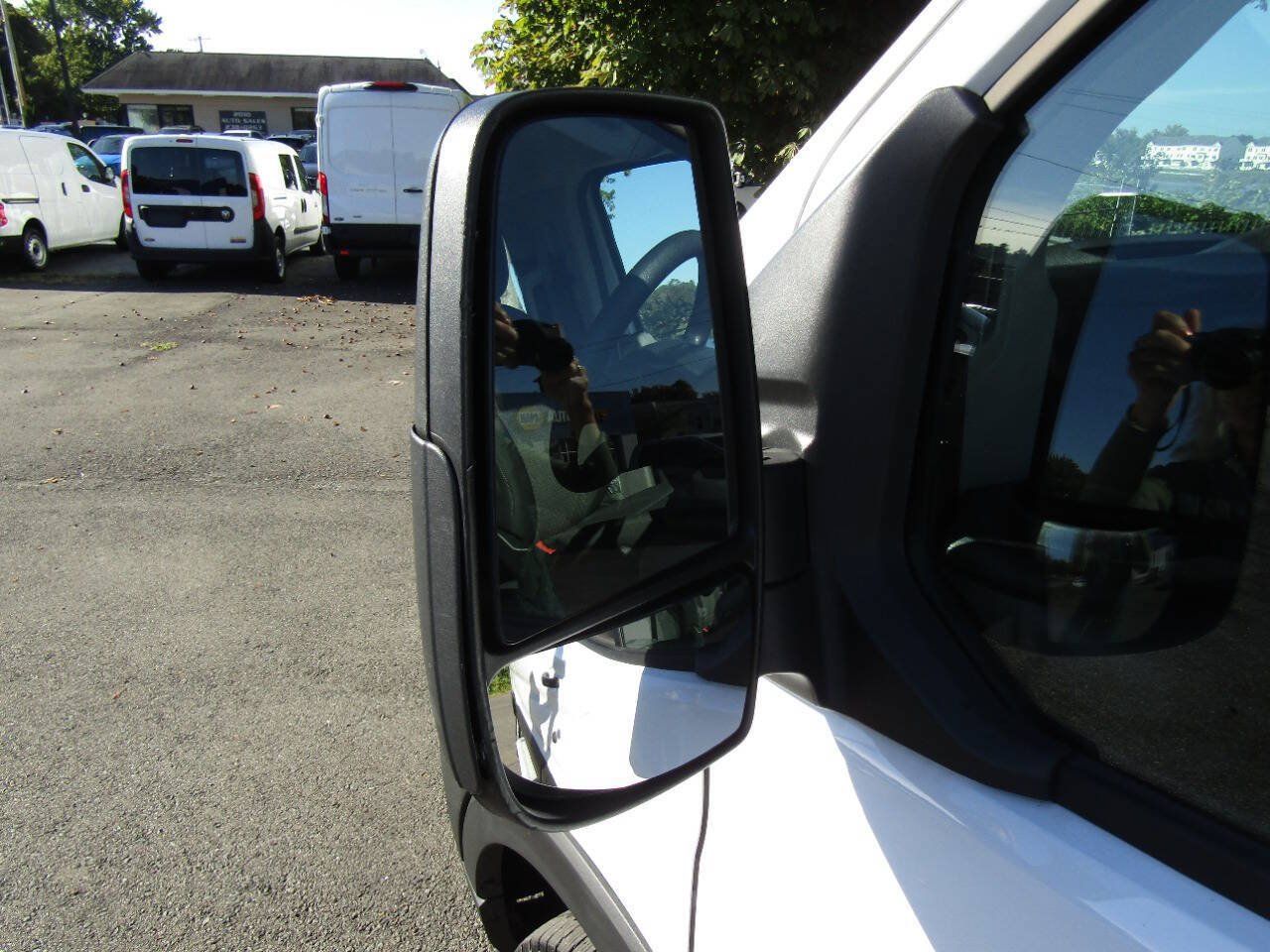 Used 2025 Ford Transit 250 Low Roof w/ Exterior Upgrade Package RWD image 29