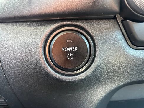 Used 2025 MAZDA CX-50 AWD 2.5 Hybrid w/ Premium Pkg image 22