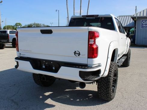 Used 2025 Chevrolet Silverado 2500 LT AWD/4WD image 11
