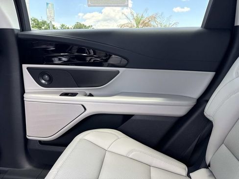 New 2026 Lincoln Nautilus Premier w/ Equipment Group 102A AWD/4WD image 15