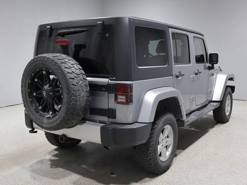 Used 2014 Jeep Wrangler Unlimited Sahara w/ Trailer Tow Group AWD/4WD image 2