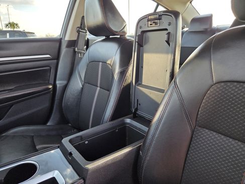 Used 2024 Nissan Altima 2.5 SR image 26