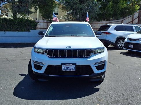 Used 2022 Jeep Grand Cherokee Limited 4xe AWD/4WD image 2