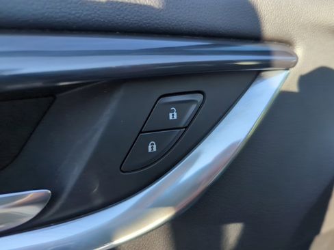 Used 2020 Buick Enclave Essence w/ LPO, Floor Liner Package image 21