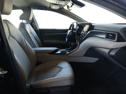 Used 2022 Toyota Camry SE FWD image 15