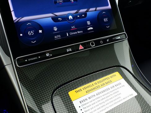 Used 2023 Mercedes-Benz C 300 4MATIC Sedan image 63