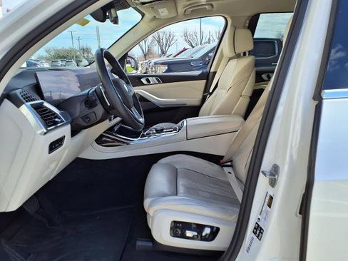 Used 2025 BMW X7 xDrive40i image 19