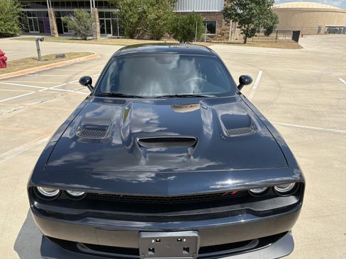 Used 2020 Dodge Challenger R/T Scat Pack image 10