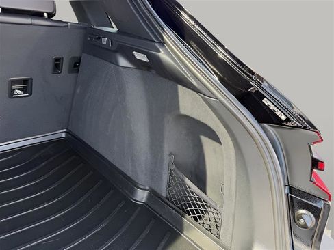 Used 2017 Porsche Macan S image 36