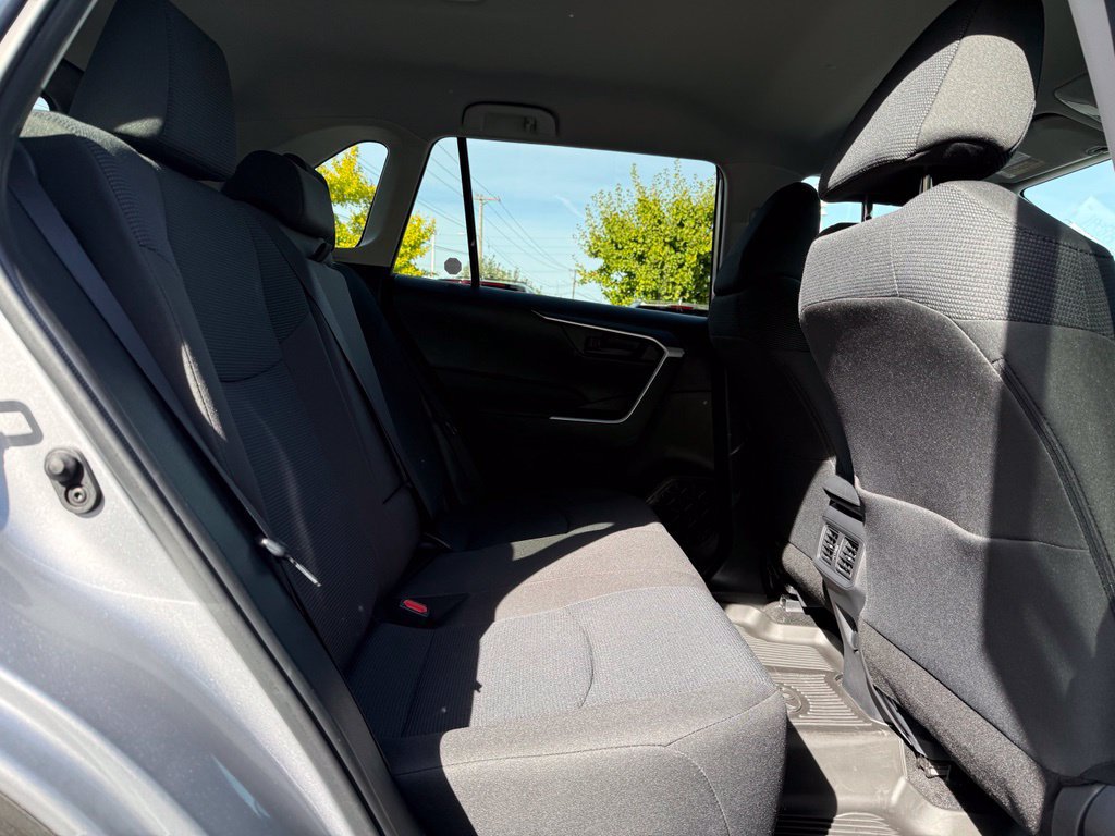Certified 2024 Toyota RAV4 LE AWD/4WD image 18