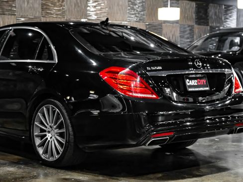 Used 2016 Mercedes-Benz S 550 Sedan image 18