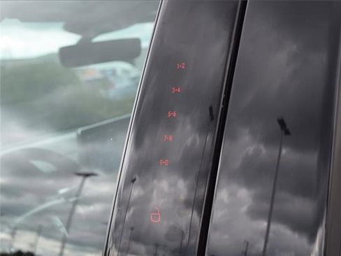 Used 2023 Lincoln Aviator Reserve image 50