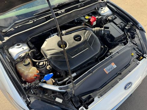 Used 2014 Ford Fusion Titanium image 25