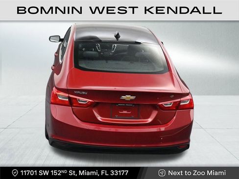 Used 2017 Chevrolet Malibu LT image 16