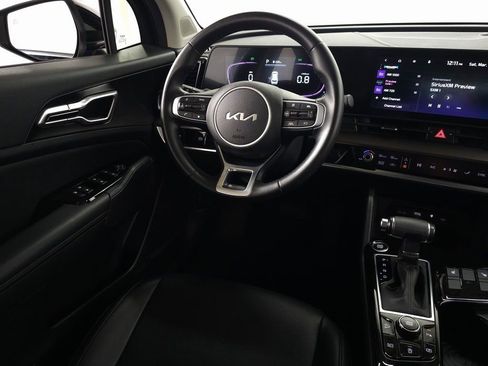 Used 2023 Kia Sportage EX image 15