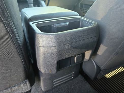 Used 2025 Toyota Tacoma SR5 RWD image 13