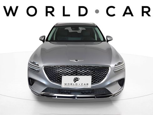 Used 2025 Genesis G70 3.3T Advanced w/ Sport Prestige Package image 4