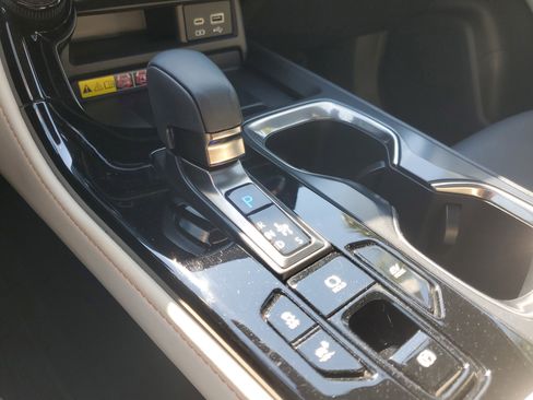 Used 2023 Lexus NX 350h AWD image 34