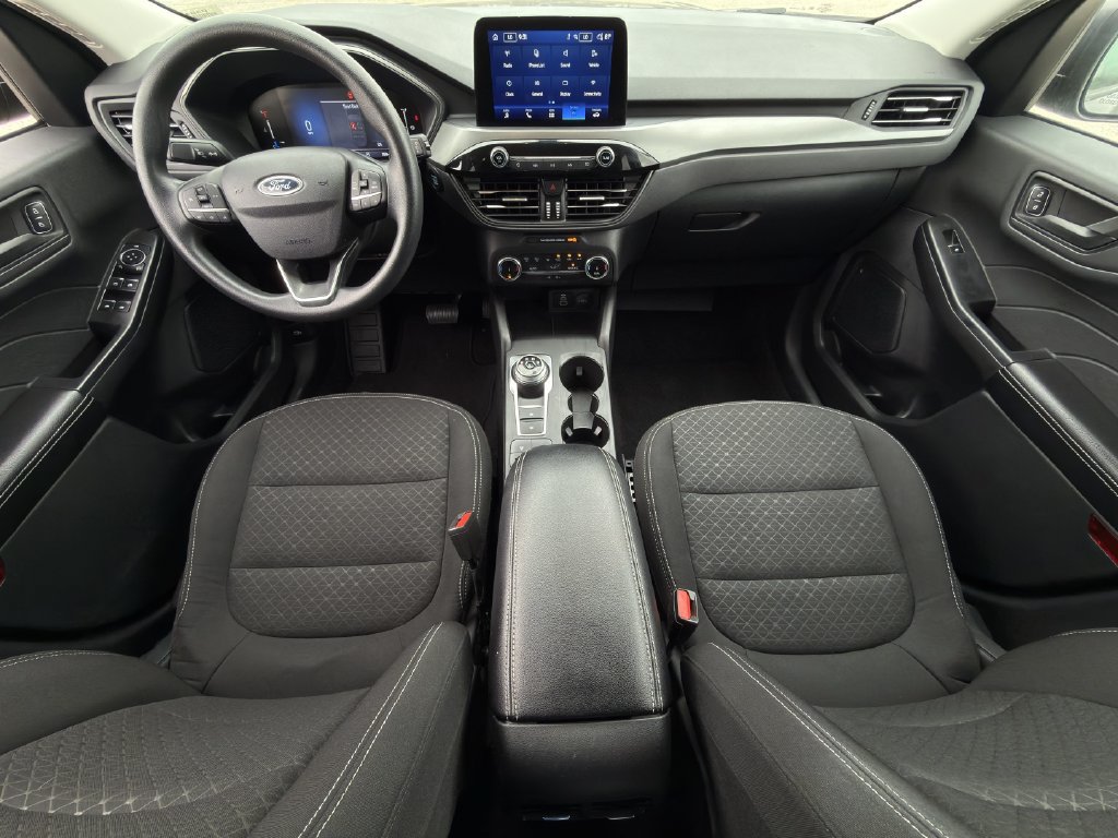 Used 2025 Ford Escape Active AWD/4WD image 10