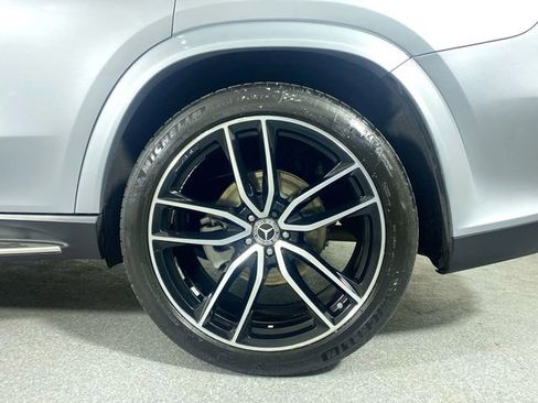 Used 2023 Mercedes-Benz GLS 450 4MATIC image 5