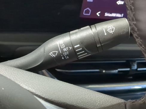 Used 2024 Buick Envista Sport Touring w/ Convenience I Package image 32