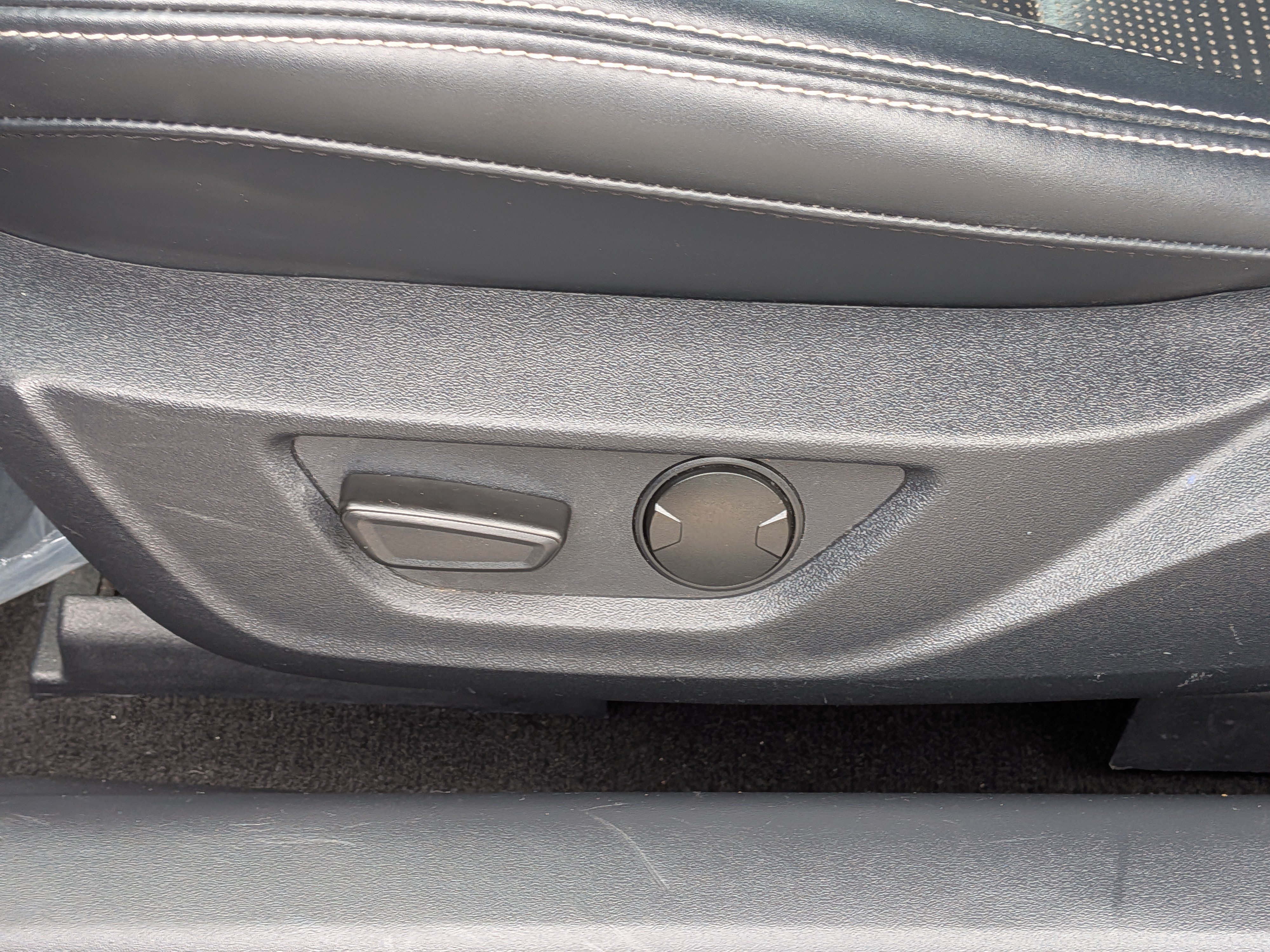Used 2024 Ford Mustang Premium RWD image 19
