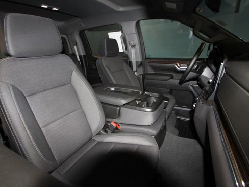 Used 2024 GMC Sierra 1500 Elevation image 21