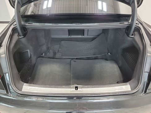Used 2022 Audi S8 image 10