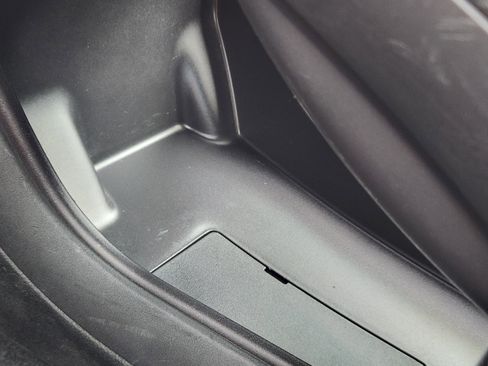 Used 2016 Chrysler 200 C w/ Premium Group image 23