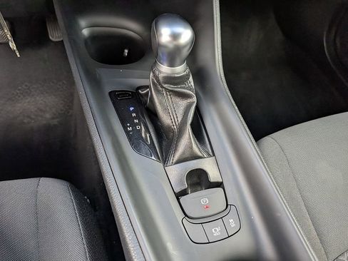 Used 2020 Toyota C-HR LE image 28