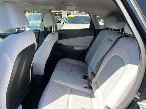 Certified 2023 Hyundai Kona SEL w/ Cargo Package AWD/4WD image 10