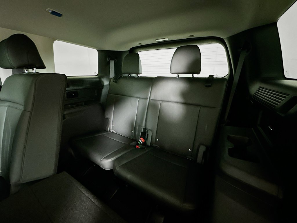Certified 2025 Hyundai Santa Fe SEL FWD image 16