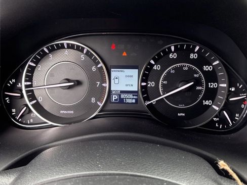 Used 2020 Nissan Armada Platinum w/ Captain's Chairs Package image 24