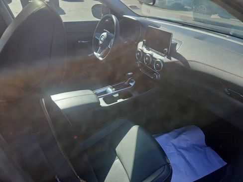 Used 2023 Nissan Sentra SR w/ SR Premium Package FWD image 13