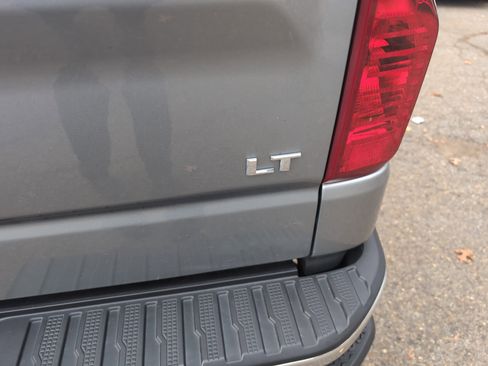 Used 2023 Chevrolet Silverado 1500 LT image 29