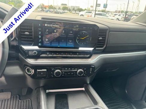 Used 2026 Chevrolet Silverado 3500 LTZ w/ LTZ Plus Package AWD/4WD image 13