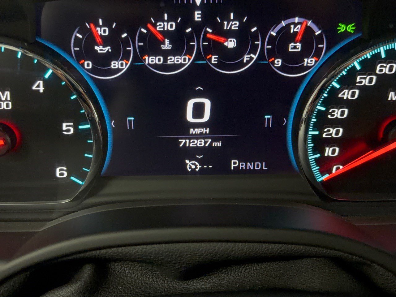 Used 2017 GMC Yukon Denali w/ Open Road Package AWD/4WD image 26