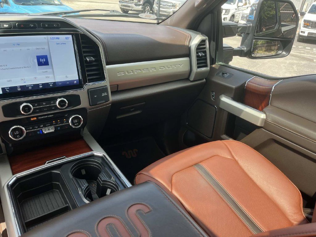 Used 2022 Ford F350 King Ranch w/ King Ranch Ultimate Package AWD/4WD image 18